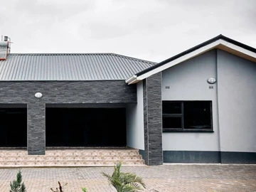 3 Bedroom Garden Flat