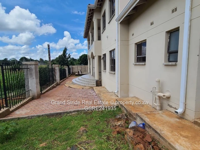 House For Rent In Borrowdale Pomona