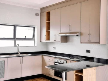 3 Bedroom Garden Flat