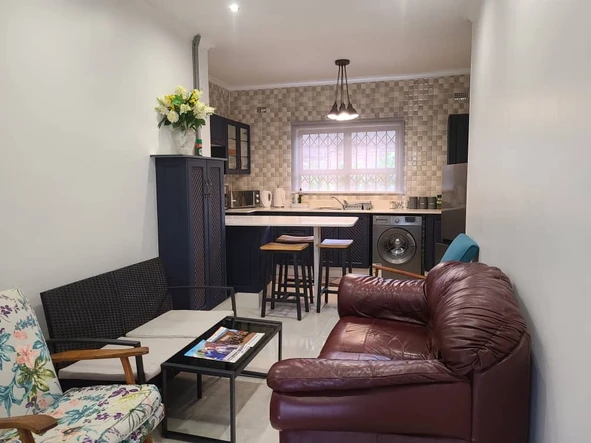 6 Bedroom House