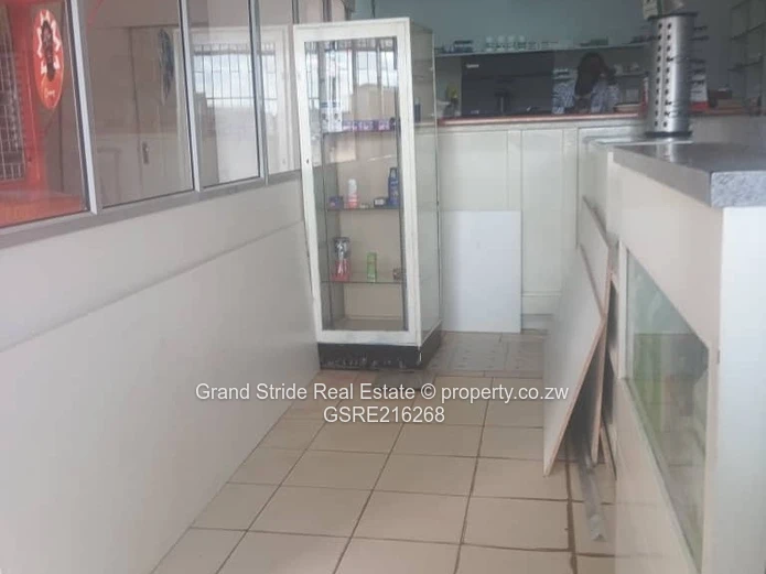 Commercial Building For Sale In Glen View 2