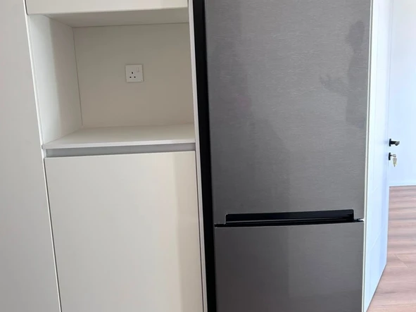 2 Bedroom Flat & Apartment