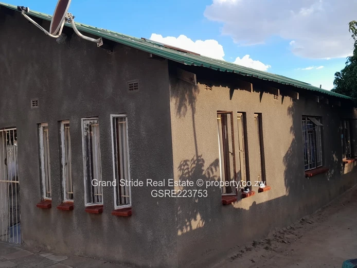 House For Sale In Chitungwiza