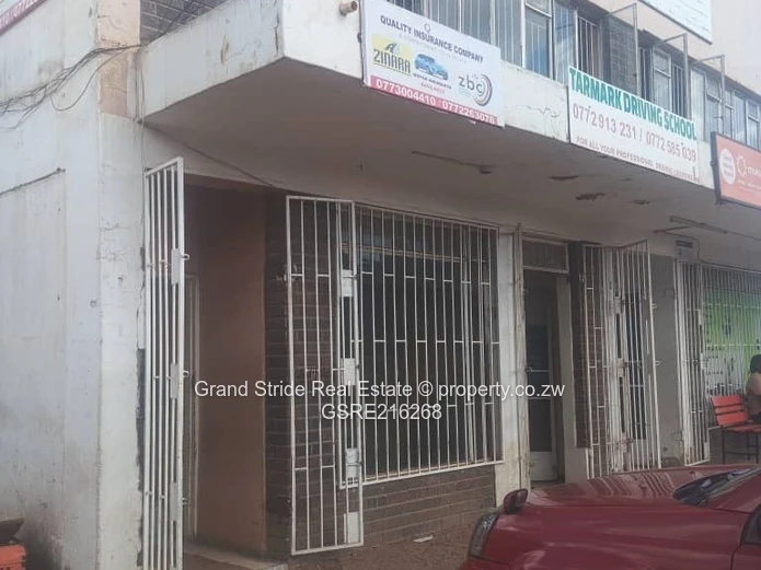 Commercial Building For Sale In Glen View 2